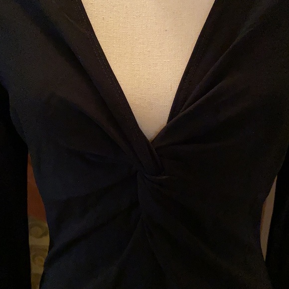 Tahari top - Picture 2 of 9